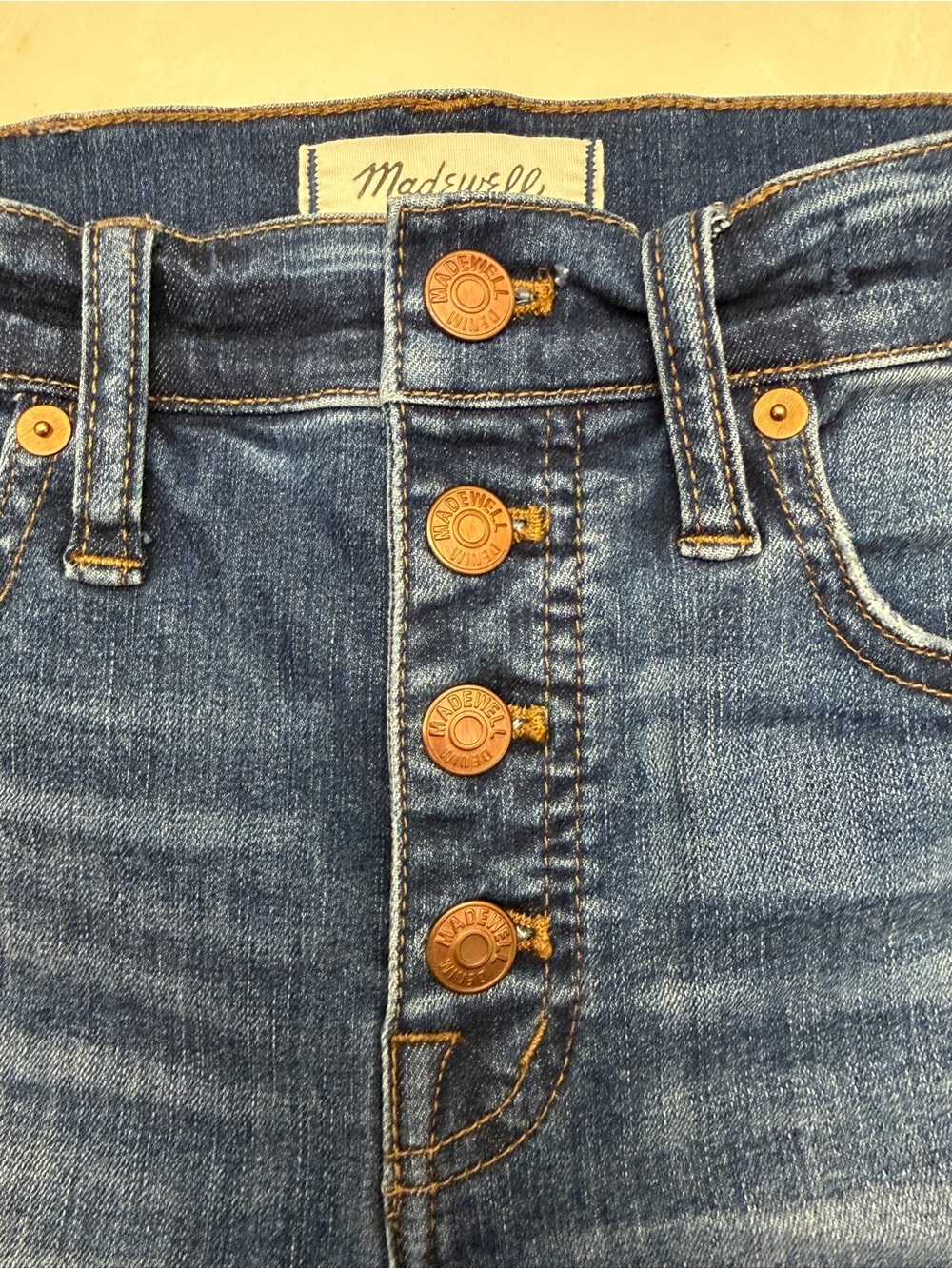 Madewell 10" HIGH-RISE SKINNY Jean - size 26 - Picture 3 of 10